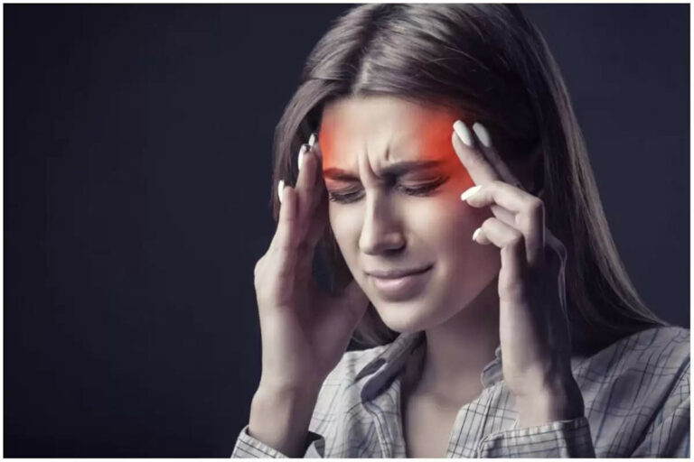 Migraine Tips: गंभीर से गंभीर सिरदर्द से राहत के लिए अपनाये यह अनोखा आयुर्वेदिक फॉर्मूला