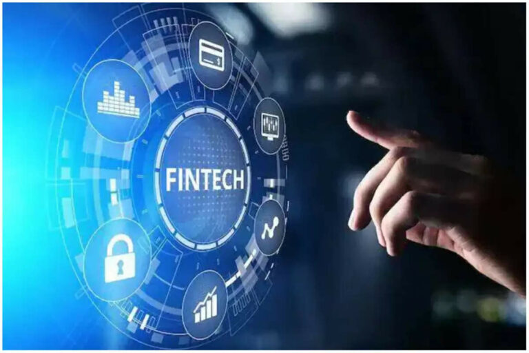 Google Loan Apps: उच्च ब्याज दरों, प्रसंस्करण शुल्क और अपमानजनक शर्तों पर ऋण देने के लिए प्रयुक्त; प्ले स्टोर की नीति का पालन नहीं किया