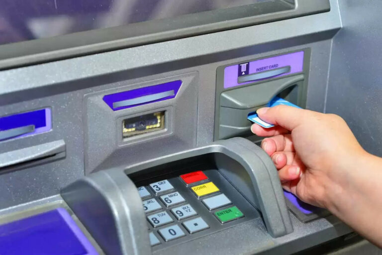 एक VIRTUAL ATM, जहां बिना कार्ड के पैसे निकाले जा सकते हैं, जानिए पूरी डिटेल्स