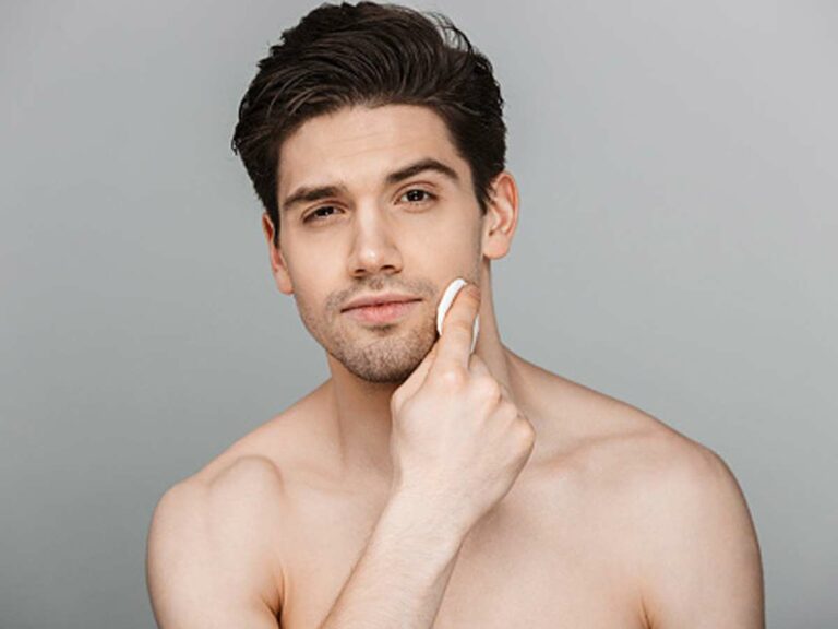 Men Skin Care Tips: गर्मियों में पुरुष से रखें स्किन का ध्यान, अपना ये स्पेशल टिप्स