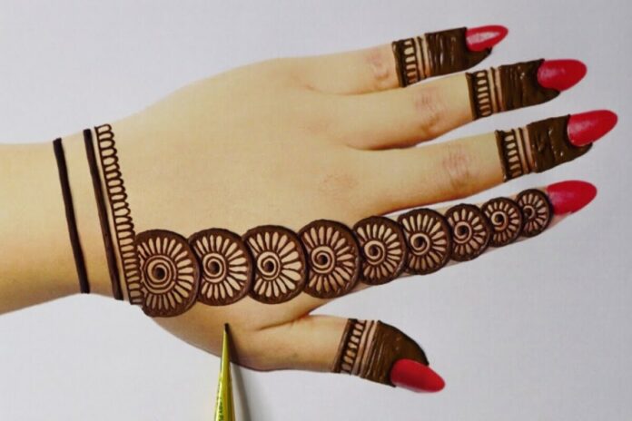 Simple Mehndi Designs