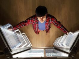 can open door fridge cool room