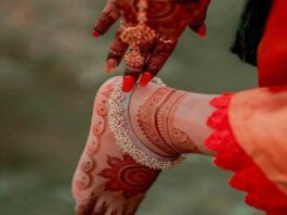 White Moti Silver Payal