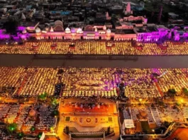 Diwali: दीपोत्सव पर दुल्हन की तरह सजी अयोध्या, रामनगरी की छटा देख मंत्रमुग्ध हुए भक्त!