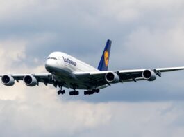 Lufthansa Flight Emergency Landing