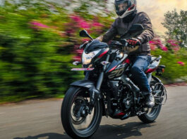 Bajaj Pulsar NS200, Bajaj bikes, petrol bikes, bikes under 1.50 lakhs