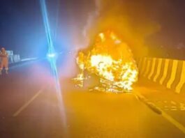 Kanpur : A car moving on the highway became a ball of fire, car riders saved their lives by jumping.