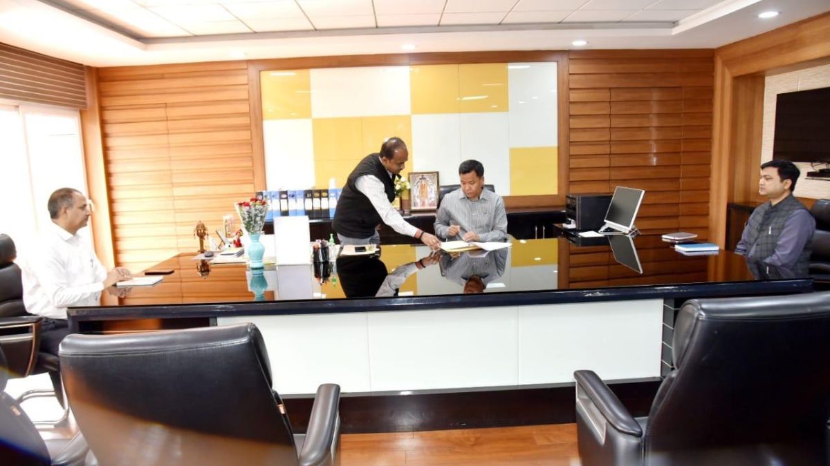 Kanpur Development Authority: 9 months of waiting is over, KDA-VC was appointed late at night, took charge before the implementation of the code of conduct!