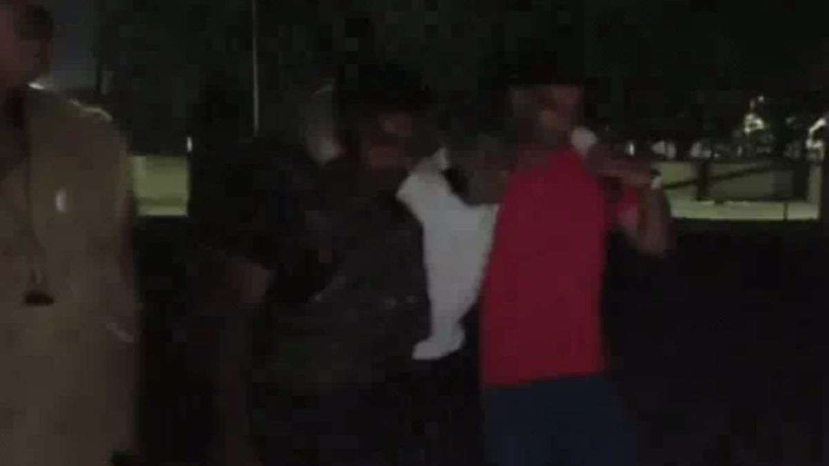 kanpur-encounter-between-police-and-ganja-smugglers-one-miscreant-injured-used-to-supply-from-orissa-to-many-states