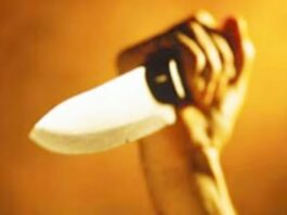 Kanpur: In return for scolding, an employee stabbed the market owner with a knife, the incident created a sensation in the area!