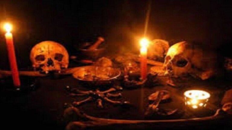 etawah-tantrik-had-sacrificed-a-child-by-cutting-off-his-head-to-get-the-treasure-arrested