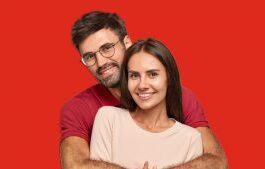 Relationship Tips: अपने कई ऐसे कपल्स देखे होंगे जो एक दूसरे के साथ प्यार करते हैं, लेकिन कहीं ऐसे भी याद होते हैं जो जरूरत के लिए साथ होते हैं।