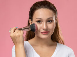 Makeup Hacks: मोटा चेहरा भी दिखेगा पतला, फॉलो करें ये मेकअप हैक