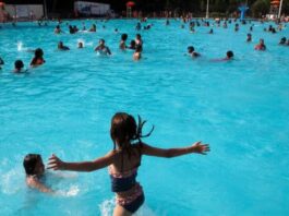 water-from-swimming-pool-and-water-park-became-a-hub-of-infection-number-of-ear-nose-patients-increased-in-the-hallet-hospital