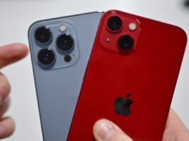 Apple reduces prices