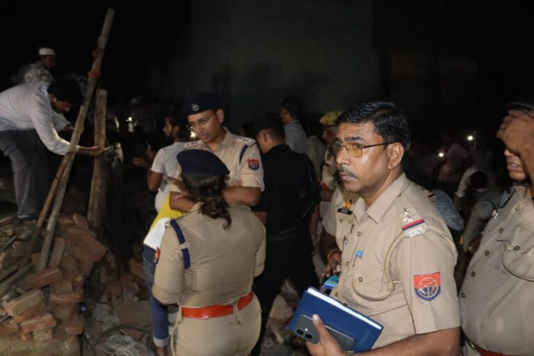 UP BULANDSHAHR : बुलंदशहर में बड़ा धमाका…सिलेंडर फटने से अब तक 6 की मौत