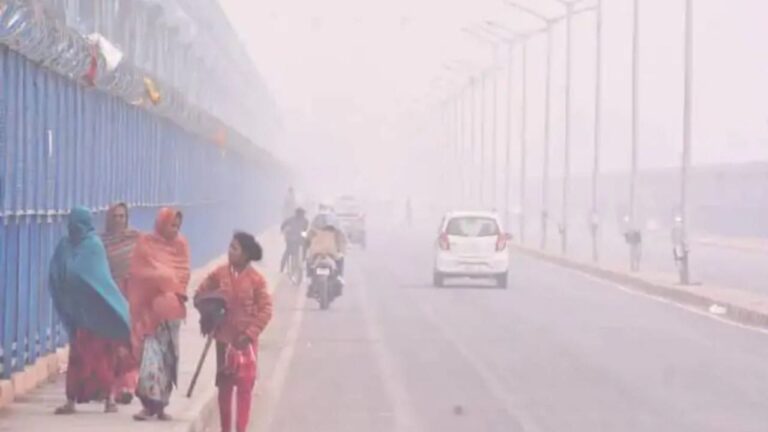 kanpur Weather: कनपुरियों को दिसंबर से सताएगी कड़ाके की ठंड,चक्रवातों ने फिलहाल रोकी सर्दी की रफ्तार!