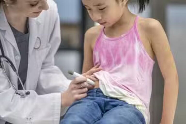 Noida News: नोएडा में Diabetes का कहर, हर उम्र के लोग आ रहे चपेट में.. मरीजों की संख्या 10 करोड़ के पार