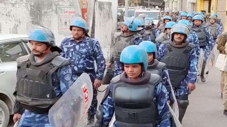 Sambhal Violence: जुमे की नमाज को लेकर पुलिस प्रशासन की 3 लेयर सुरक्षा योजना, धारा 144 तक लागू