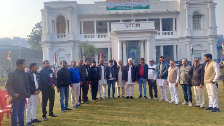 Ghaziabad News: गाजियाबाद से कांग्रेसी नेताओं का लखनऊ विधानसभा घेराव में प्रदर्शन, जमकर लगेगें ये नारे