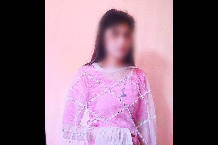 झांसी में होटल के कमरे में प्रेमी जोड़े ने लगाई फांसी, घरवाले कर रहे थे किसी और से शादी की तैयारी
