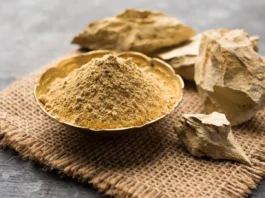 Multani Mitti: सिर्फ स्किन के लिए नहीं, घर की खुशहाली के लिए भी है फायदेमंद