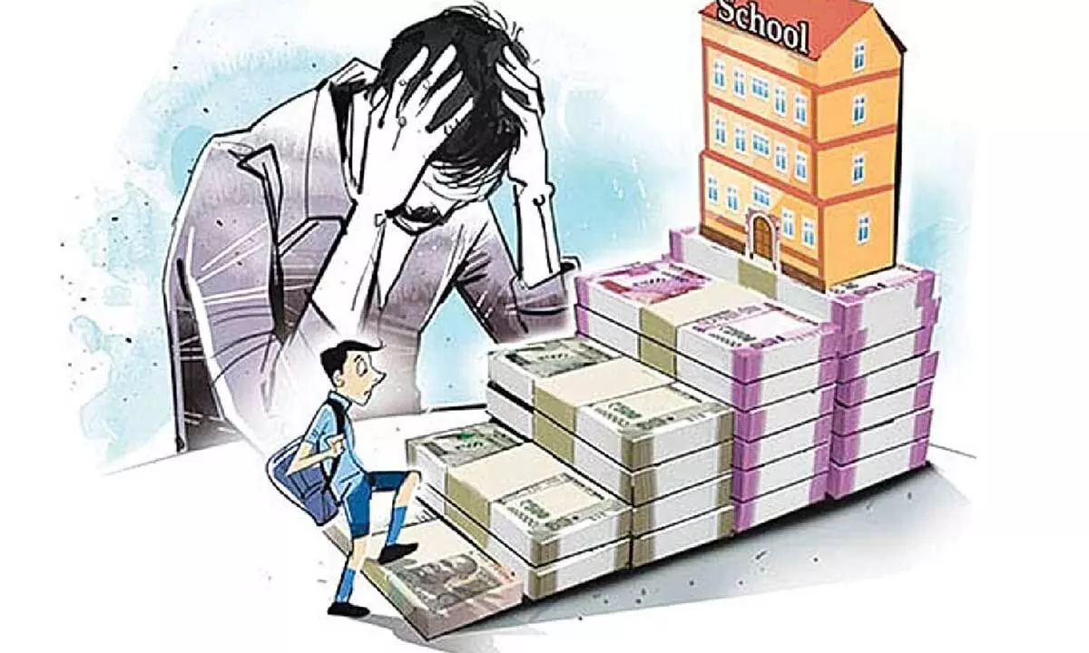 Lucknow school fee hike action