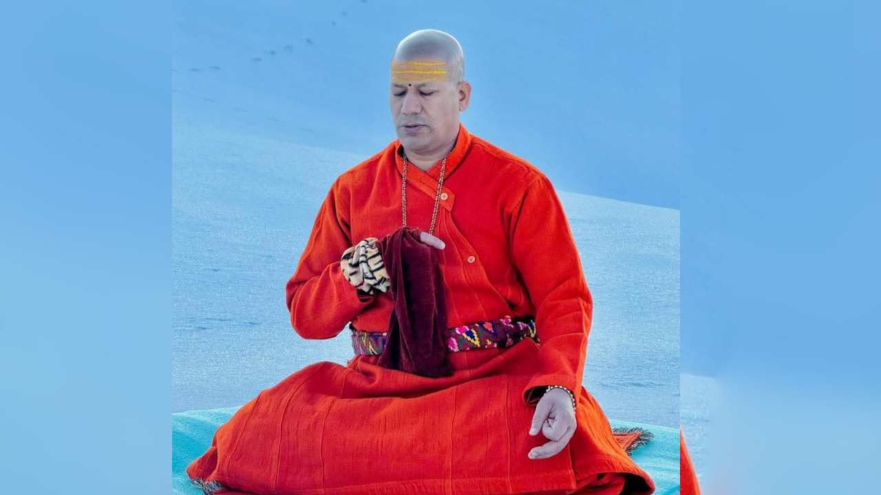Kailashanand Giri Maharaj Shiv Sadhana
