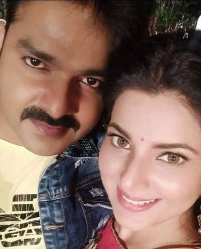 Smriti Sinha On Pawan Singh