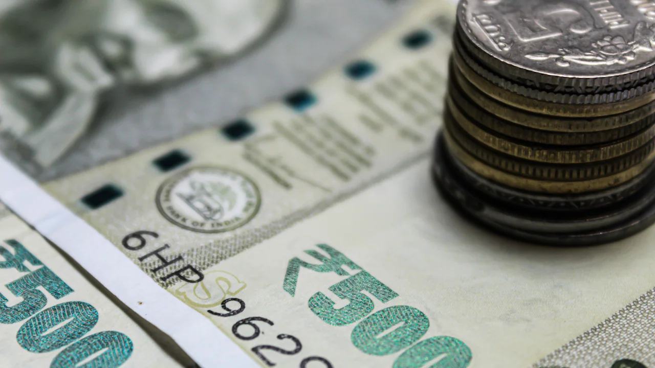 k6umds6o_income-tax_625x300_08_September_26